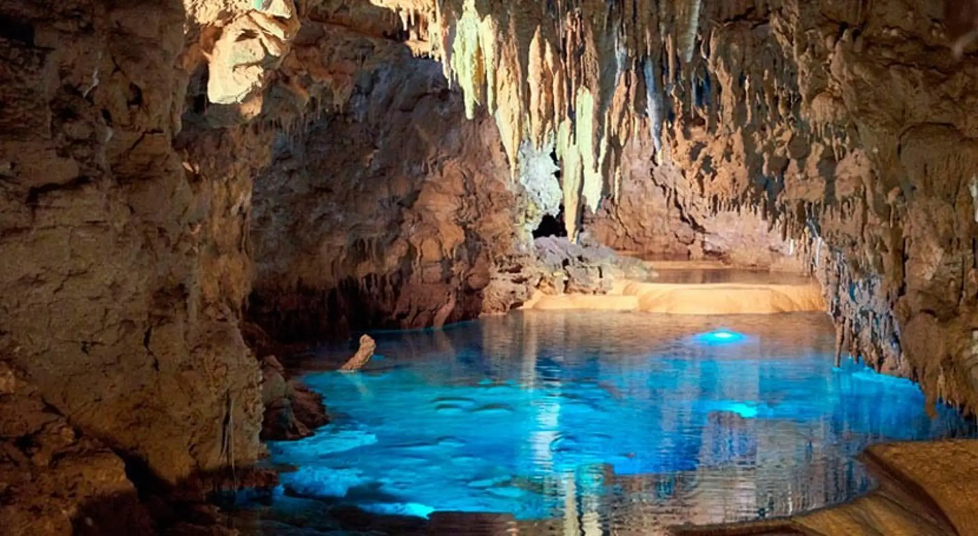 Encontramos agua en Alhama de Granada