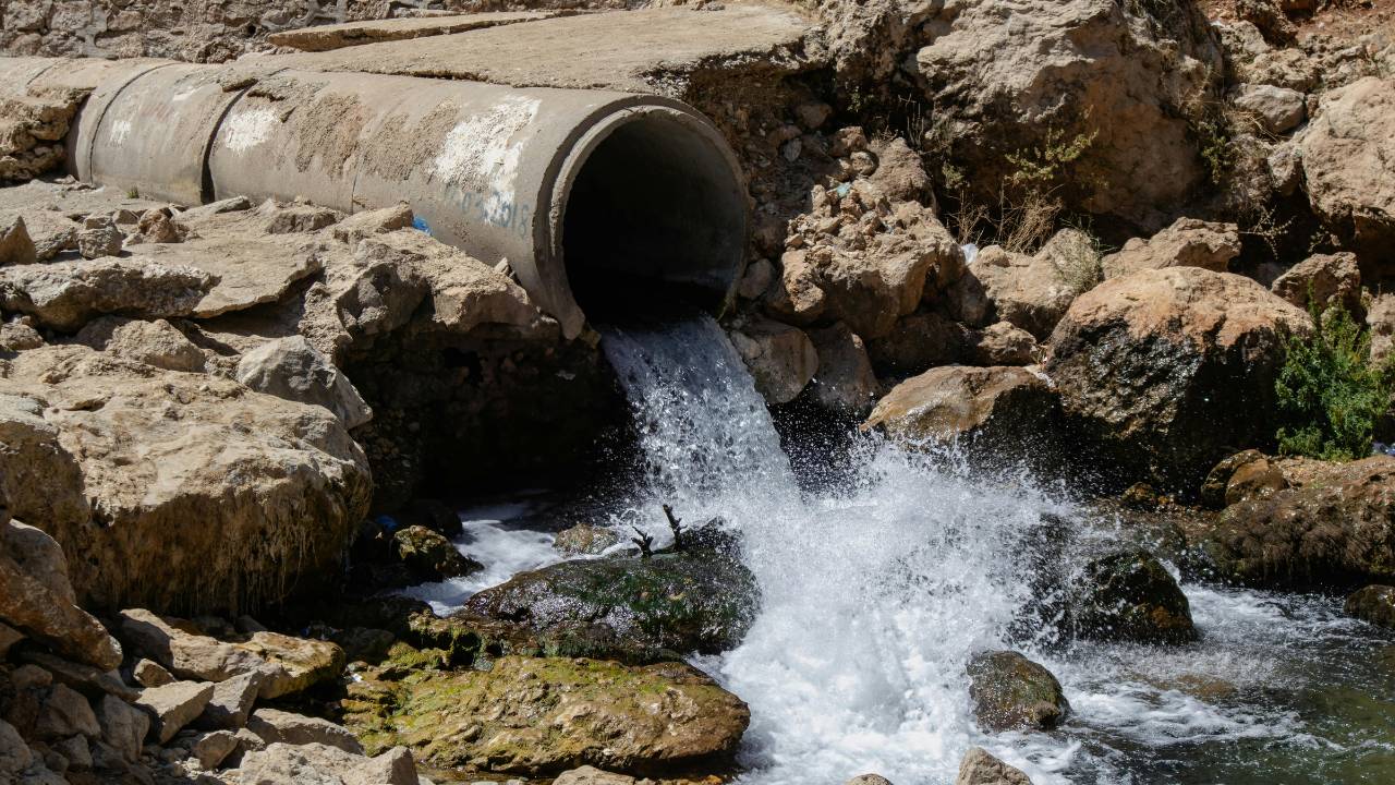 Encontrar Agua Subterránea